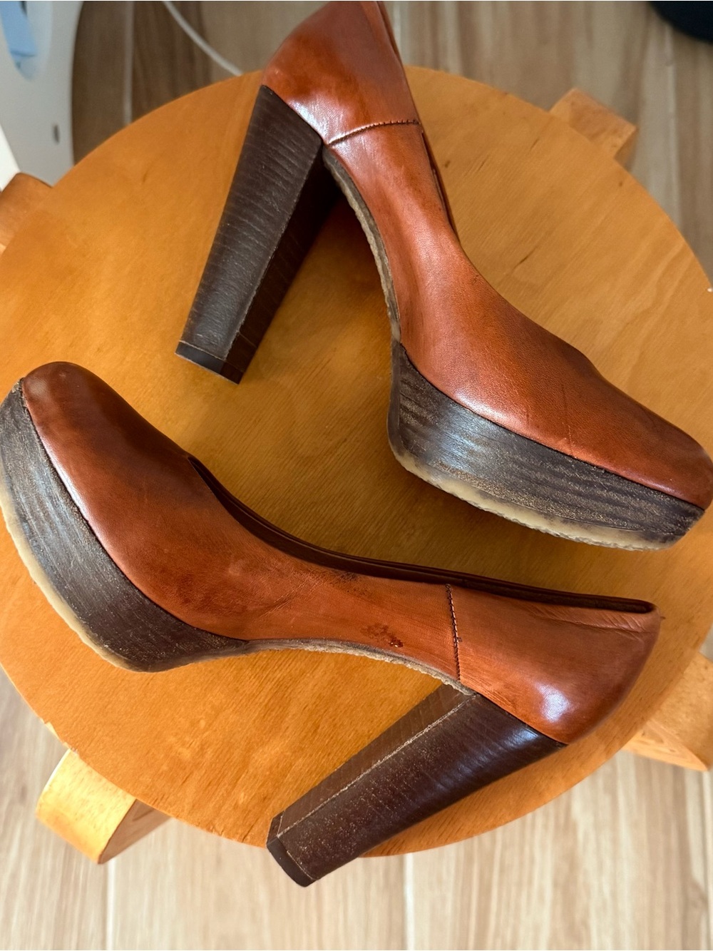 MIU MIU Women's Brown Leather Platform Pumps - Classic High Heel - Picture 3 of 7